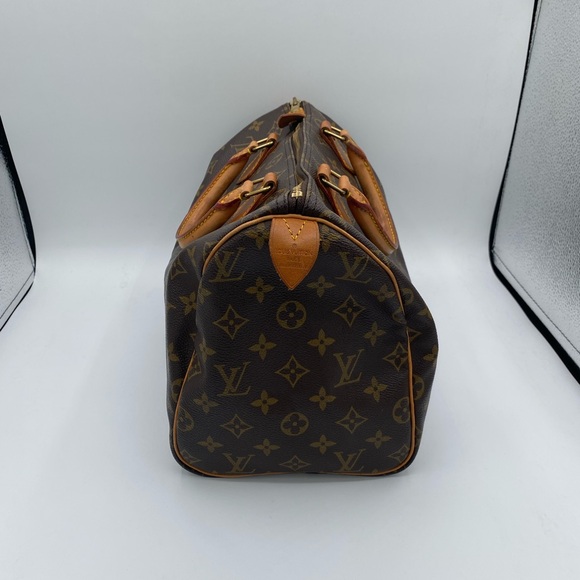Louis Vuitton Monogram Speedy 30 Handbag - Picture 3 of 10